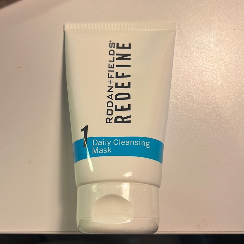 Rodan + Fields brand new (never been opened) daily cleansing mask